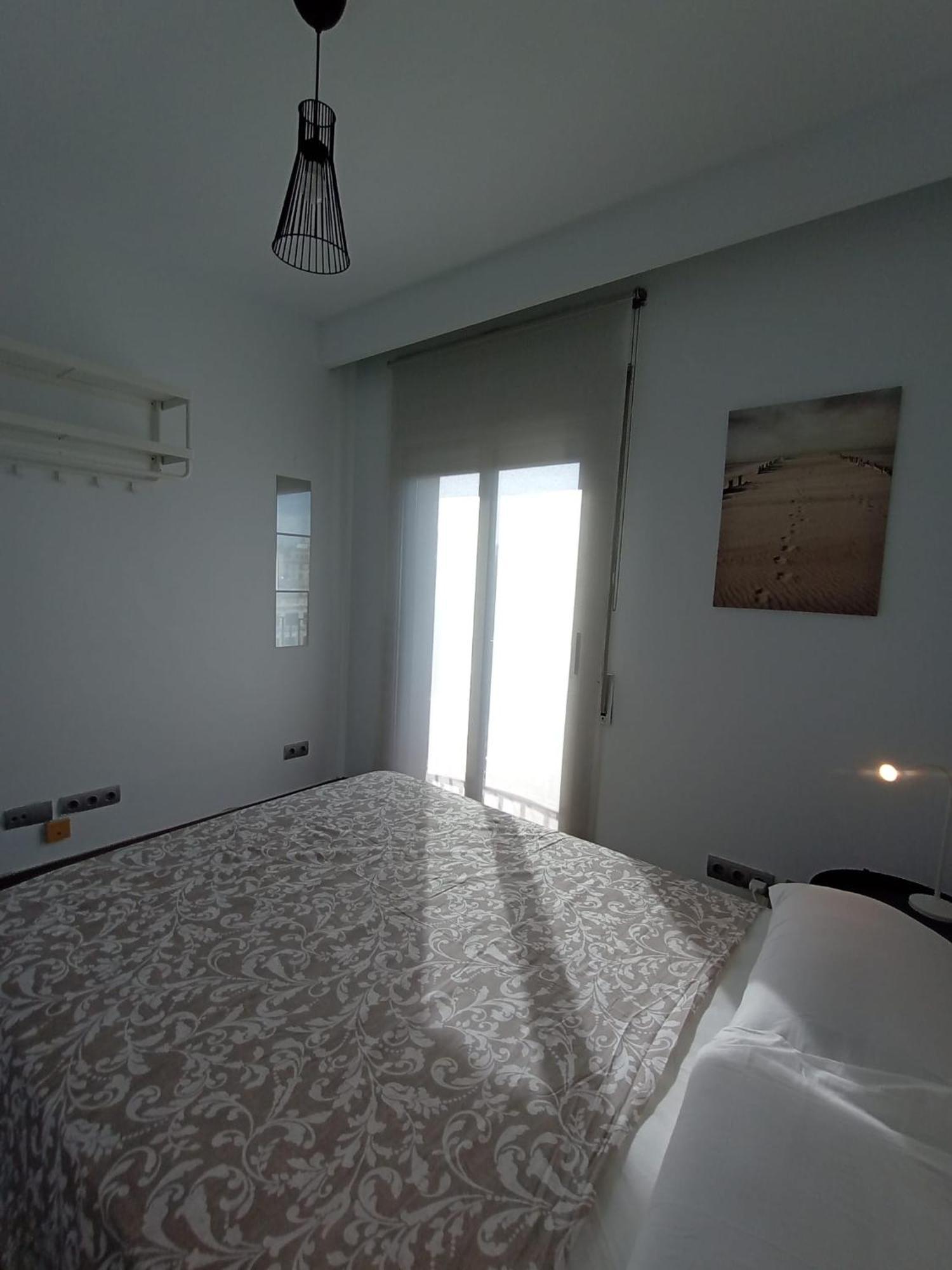 Plaza Universitat Private Rooms Barcellona Esterno foto